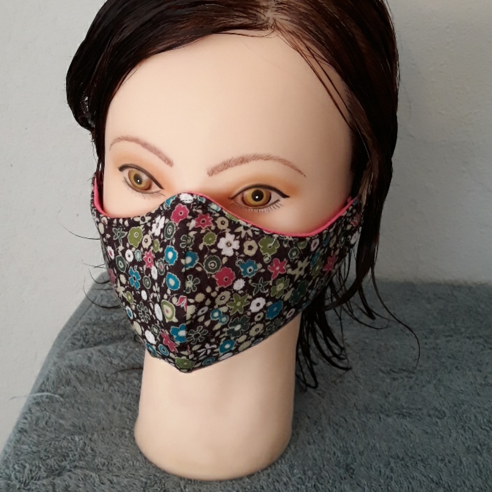 Brown and pink flowers Mask😷